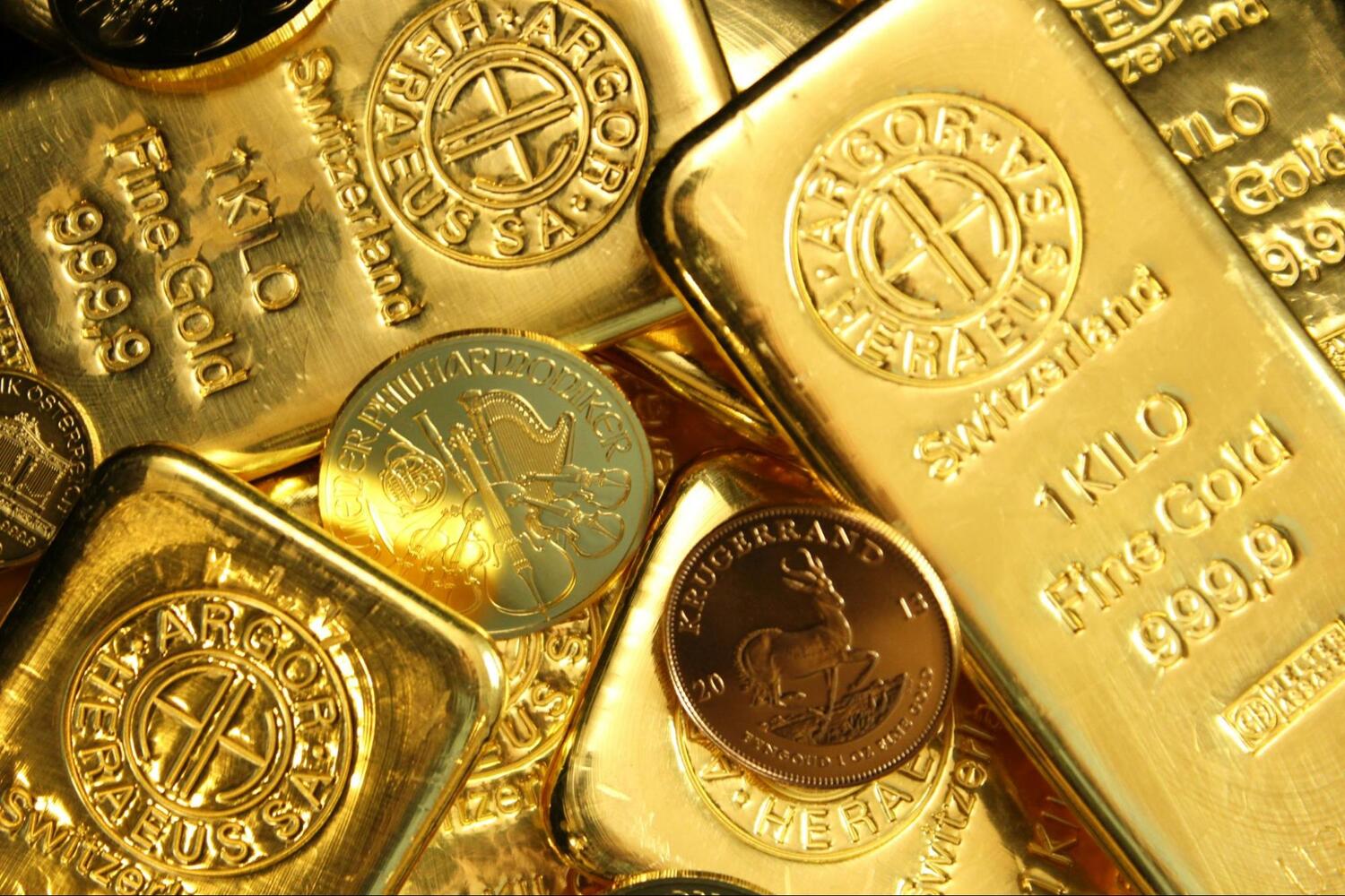 金相場は世界でどう違う？変動理由を知り売るタイミングを予測しよう