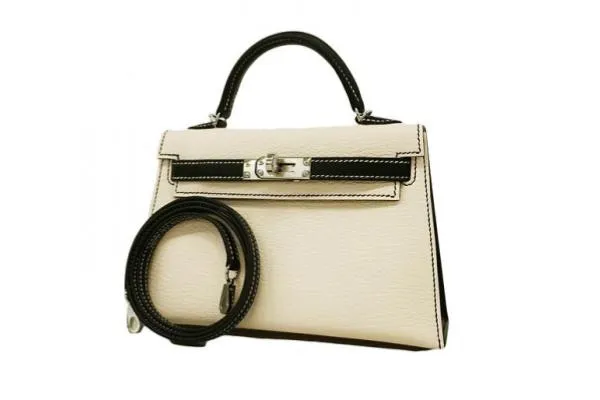 エルメスの刻印や保存袋によるコピー品の見分け方