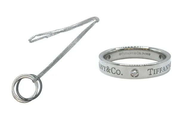 カルティエ トリニティ ネックレス ティファニー リング Pt950