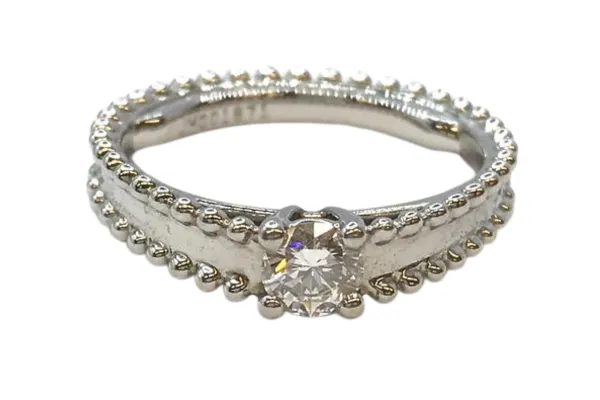 ダイヤリングのブランドに関するよくある質問