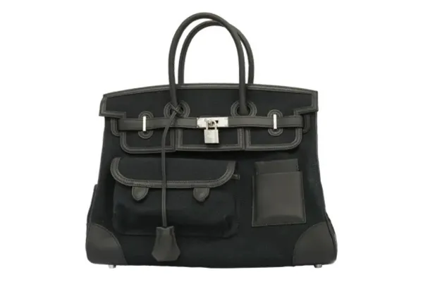 エルメス オータクロアの派生モデルと新作