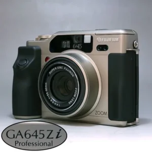 FUJIFILM (富士フィルム) GA645Zi