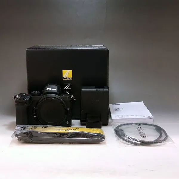 Nikon（ニコン）