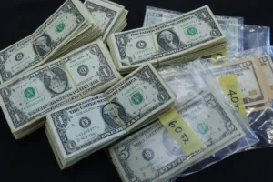 アメリカドル紙幣 計640枚