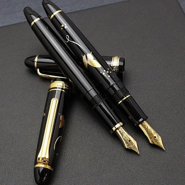 セーラー 万年筆 FOUNDED1911 ペン先14K 黒 #29765 311円～SAILOR セーラー 万年筆 FOUNDED 1911 ペン先14K刻印
