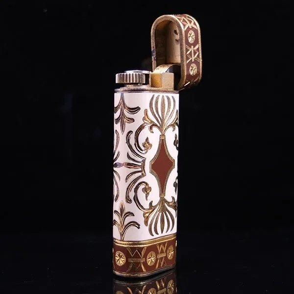 ライター Cartier Paris ロイキング