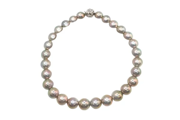 パールネックレスの予算目安