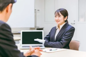 査定員
