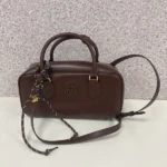 MIUMIU アルカディ レザー