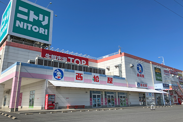 国道2号線沿いにガーデン前橋がございます。