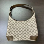 グッチ ショルダーバッグ GGキャンバス