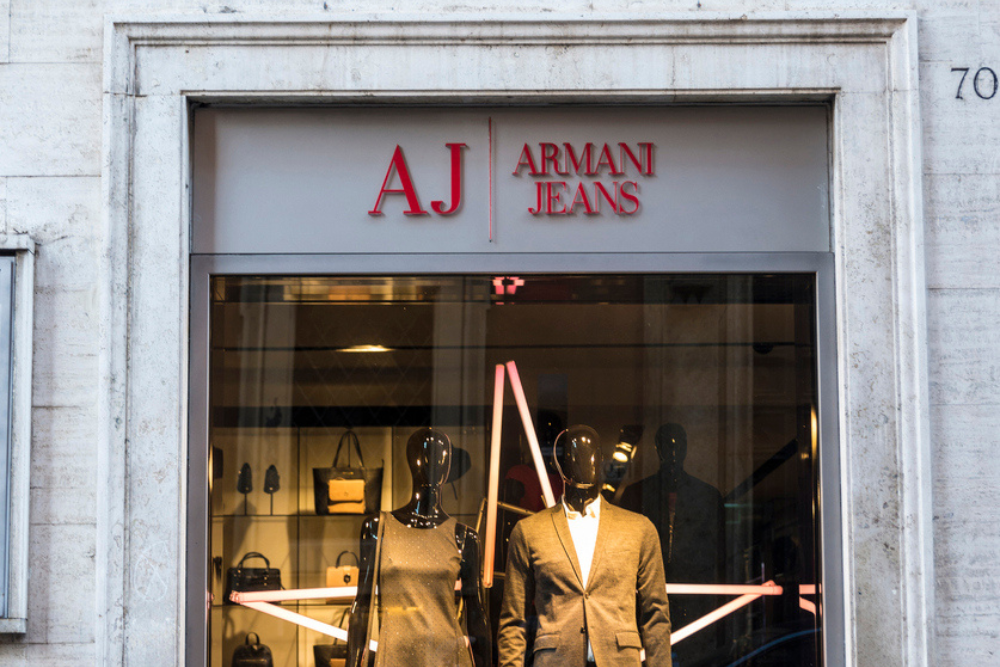 アルマーニの種類とブランドラインの違い