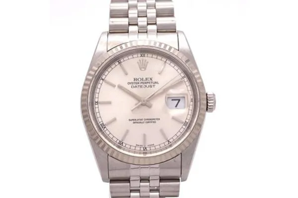 傷や故障があっても売れる!ロレックスが高額査定になる理由とは?