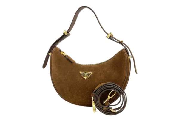 カバンのファスナー修理にかかる期間