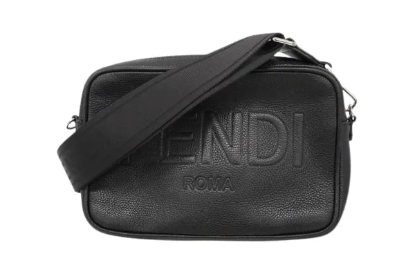 フェンディは海外でも人気ない？国内外のリアルな評判を比較