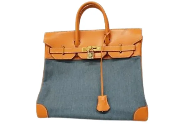 エルメスはなぜ値上げするの？