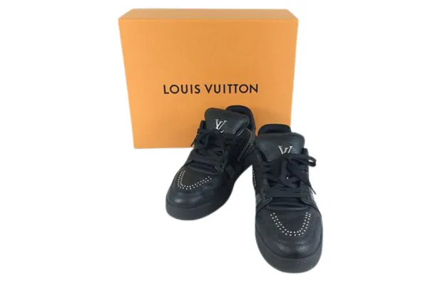 高く売れるスニーカーの特徴や条件