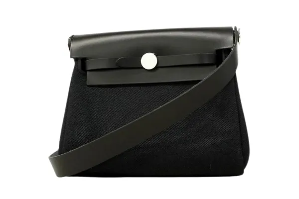 若い世代に人気のエルメスのバッグ