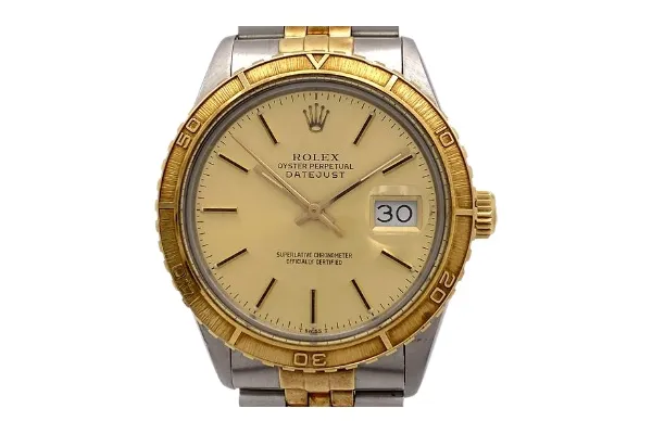 サンダーバードの価格が値上がりする理由