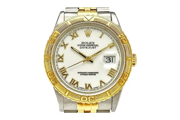 サンダーバード購入時のポイントと注意点