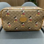 グッチ クロスボディバッグ GGスプリーム