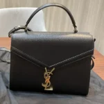 サンローラン ショルダーバッグ カサンドラ