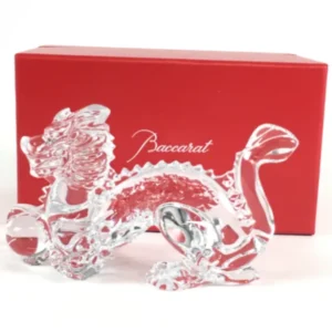 バカラ 置物 ガラス ドラゴンモチーフ