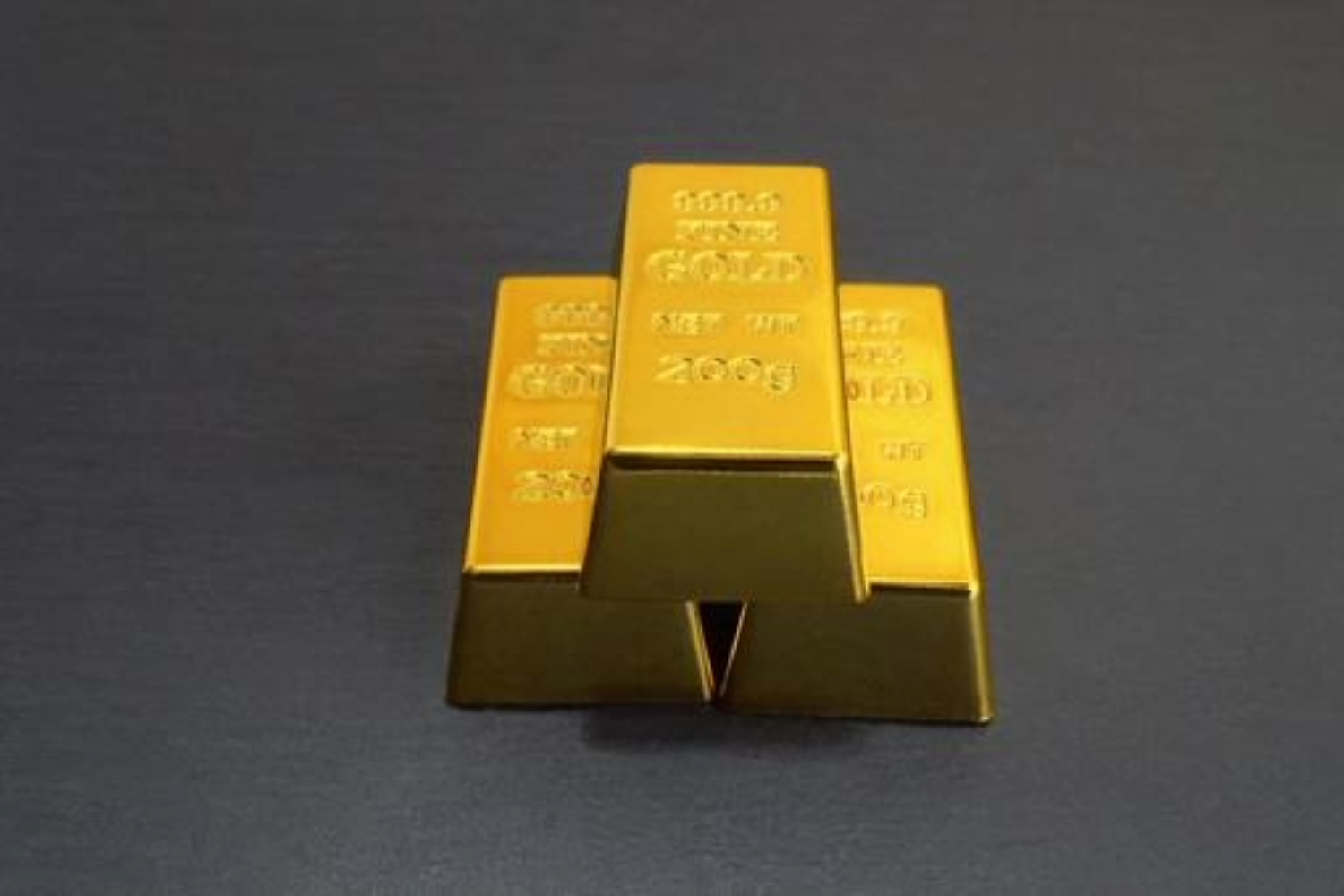 24Kとは？純金の意味・特徴・18Kや14Kとの違いをわかりやすく解説