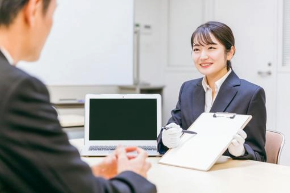 査定員