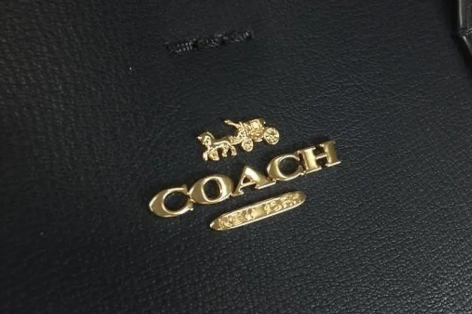 コーチ（COACH）の腕時計は恥ずかしい？誤解される理由と実際の評価、おすすめモデルを解説