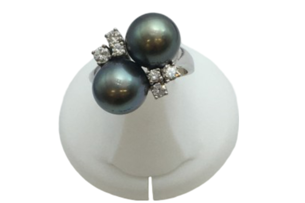 黒蝶真珠の色と種類|ピーコックグリーンやシルバーなどの違い