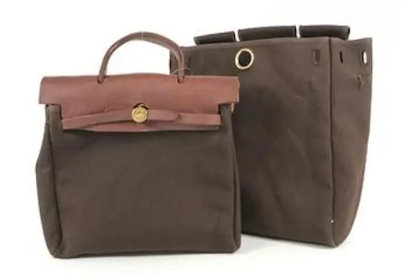 エルメスのリュックの正規品と偽造品の見分け方