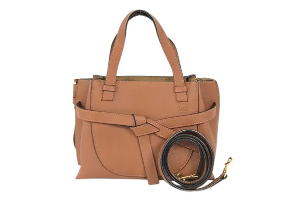 ロエベの並行輸入品と正規品の違いを理解しよう