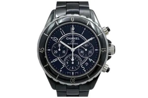 シャネルJ12とロレックスの資産価値を比較