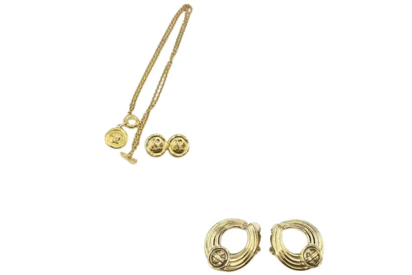 ジバンシィのアクセサリー価格帯の実態