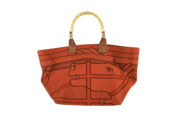 エルメスのキャンバストートとは？