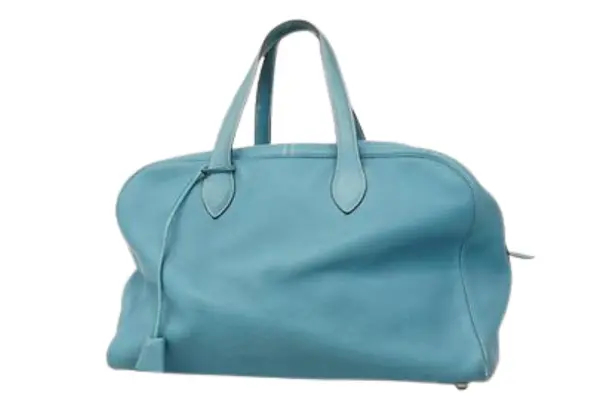 エルメス ヴィクトリアに使われる素材と人気カラー