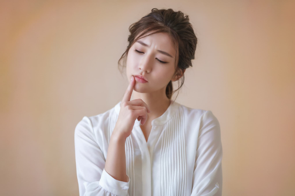 ケイト・スペードは痛い？年齢別の不安と解決策