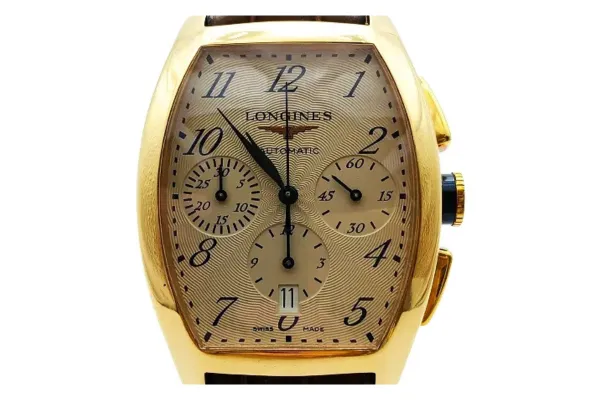 ロンジンの腕時計はビジネスシーンで好印象を与えるか