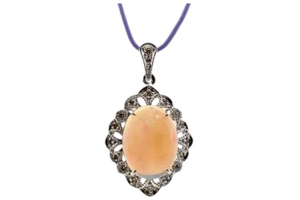 10月の誕生石はなぜ2つある?