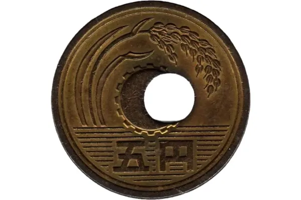 5円玉の種類と歴史を知っておこう