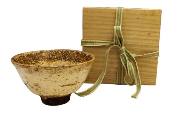 遺品整理で骨董品が出てきたときの対処法