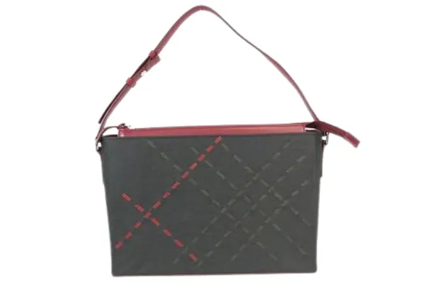 アウトレットで損しない！購入時の注意点と対策