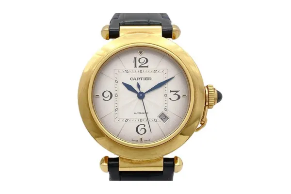 カルティエ パシャがダサいと言われる理由とは