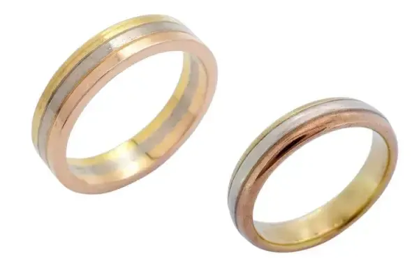 50代に人気のカルティエの指輪10選