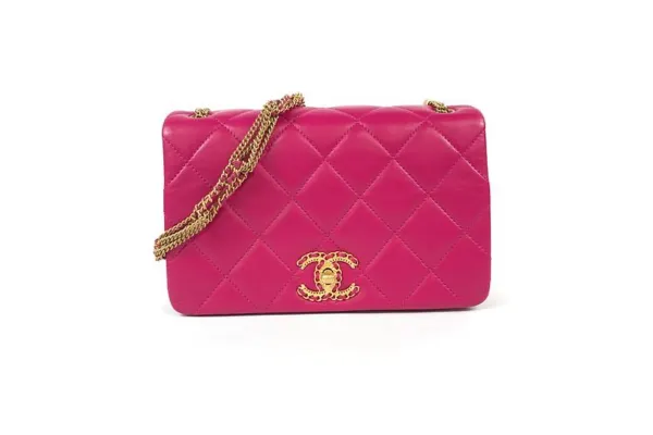 シャネル マトラッセの各サイズ別おすすめシーン