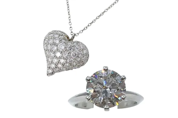 ダイヤモンドの石言葉と意味