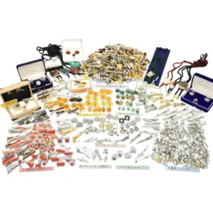 本真珠,サンゴ,べっ甲,ダイヤ,エメラルドなど シルバー製品含む カフス・タイピン等おまとめ