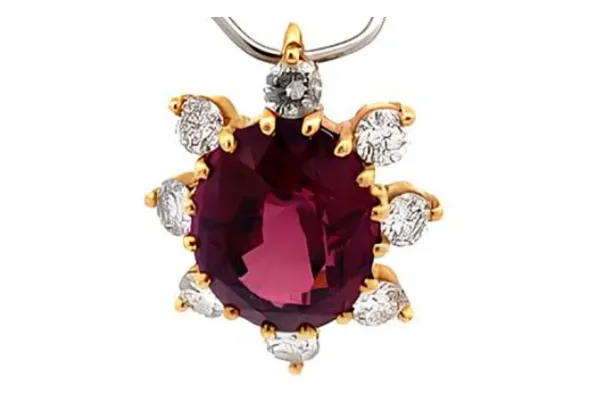 ガーネットと他の宝石を組み合わせるコーディネート術