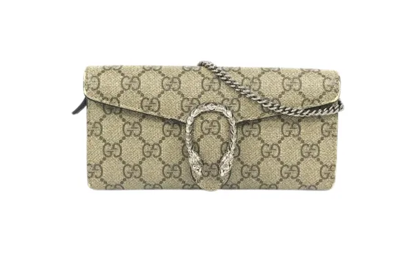 グッチは「ダサい」「痛い」と思われる？年齢別に気をつけたいポイント